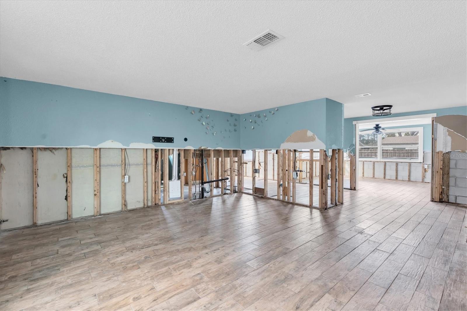 5603 Quist Dr Property Photo 3