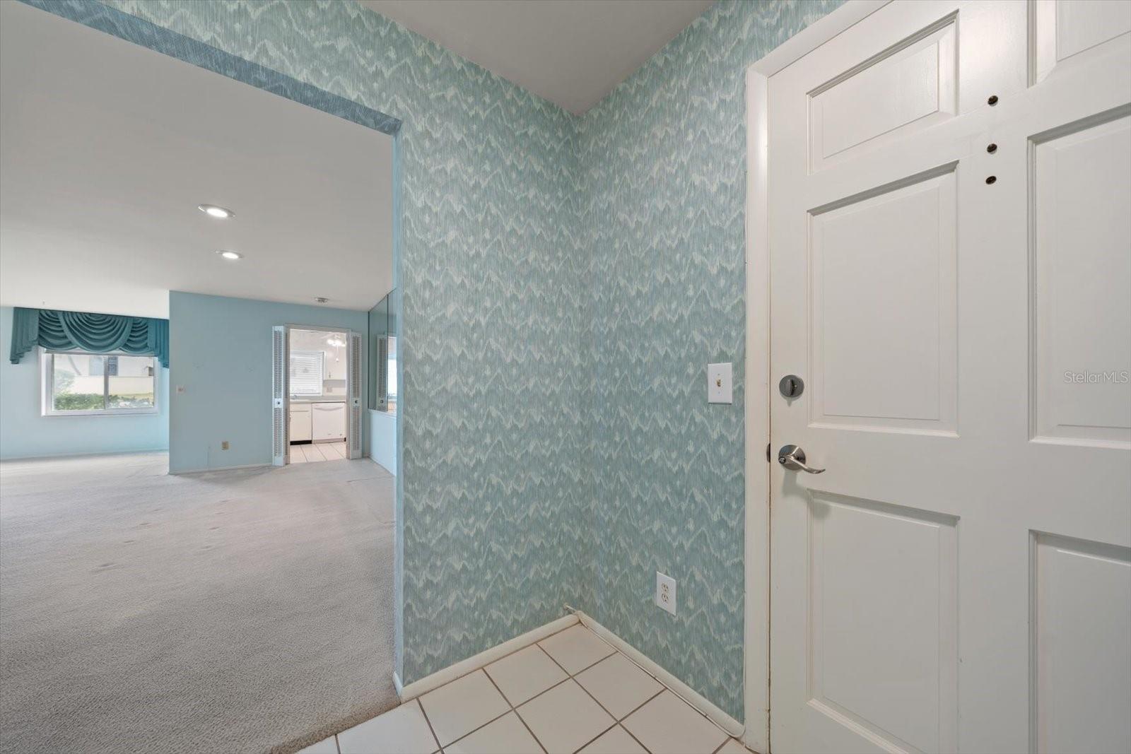 100 Bluff View Dr #114a Property Photo 3