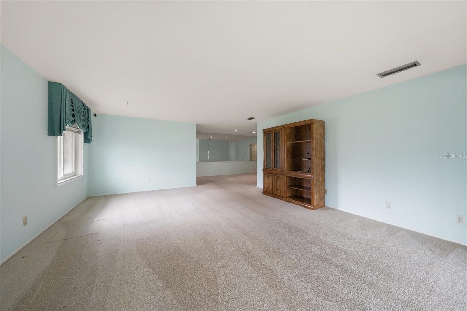 100 Bluff View Dr #114a Property Photo 17