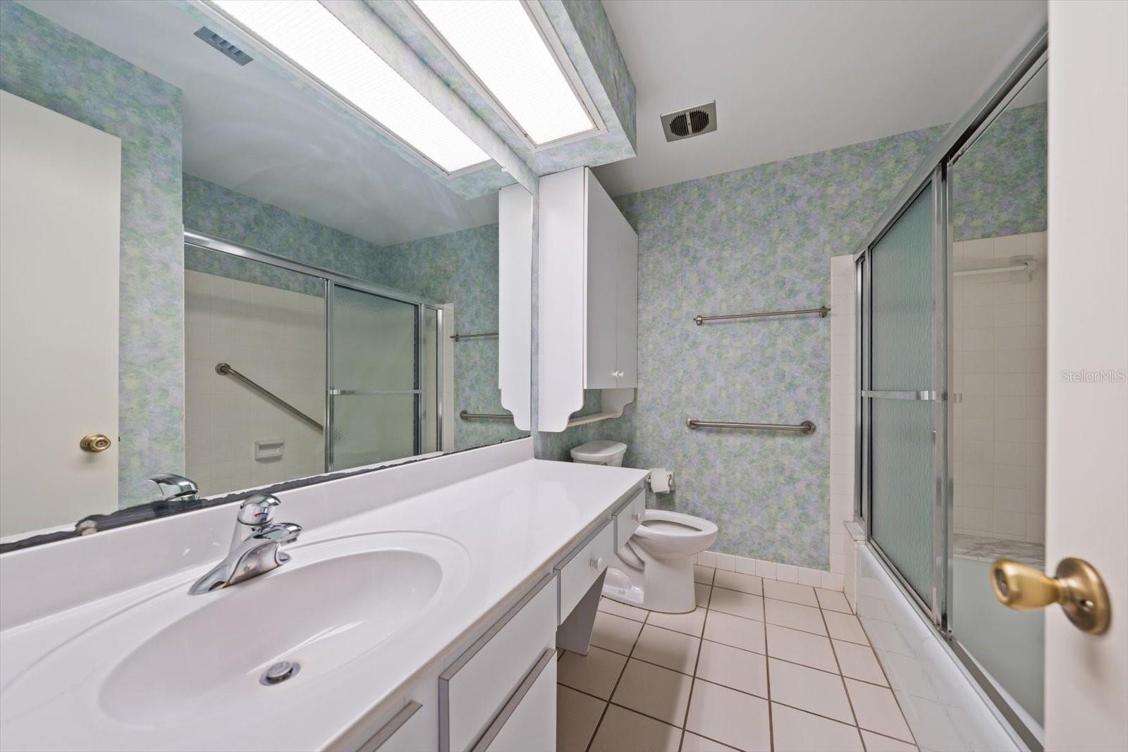 100 Bluff View Dr #114a Property Photo 30