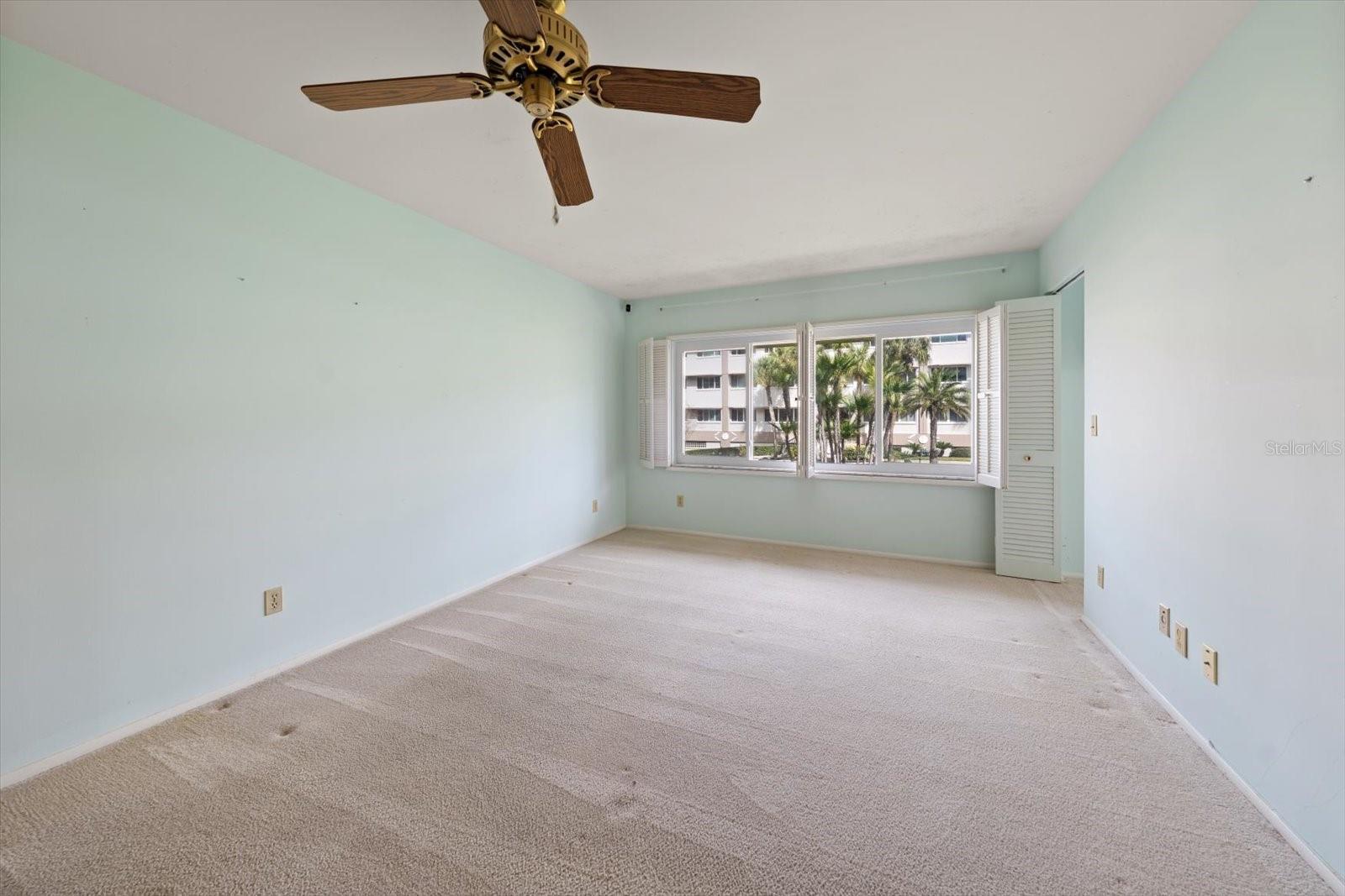 100 Bluff View Dr #114a Property Photo 31