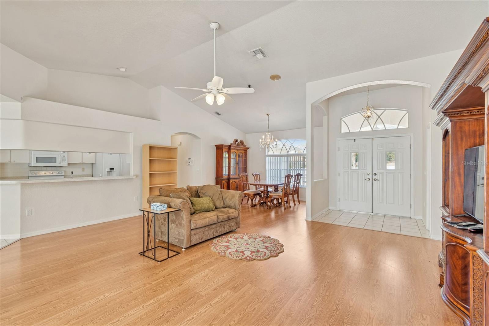 16402 Fringe Tree Dr Property Photo 8