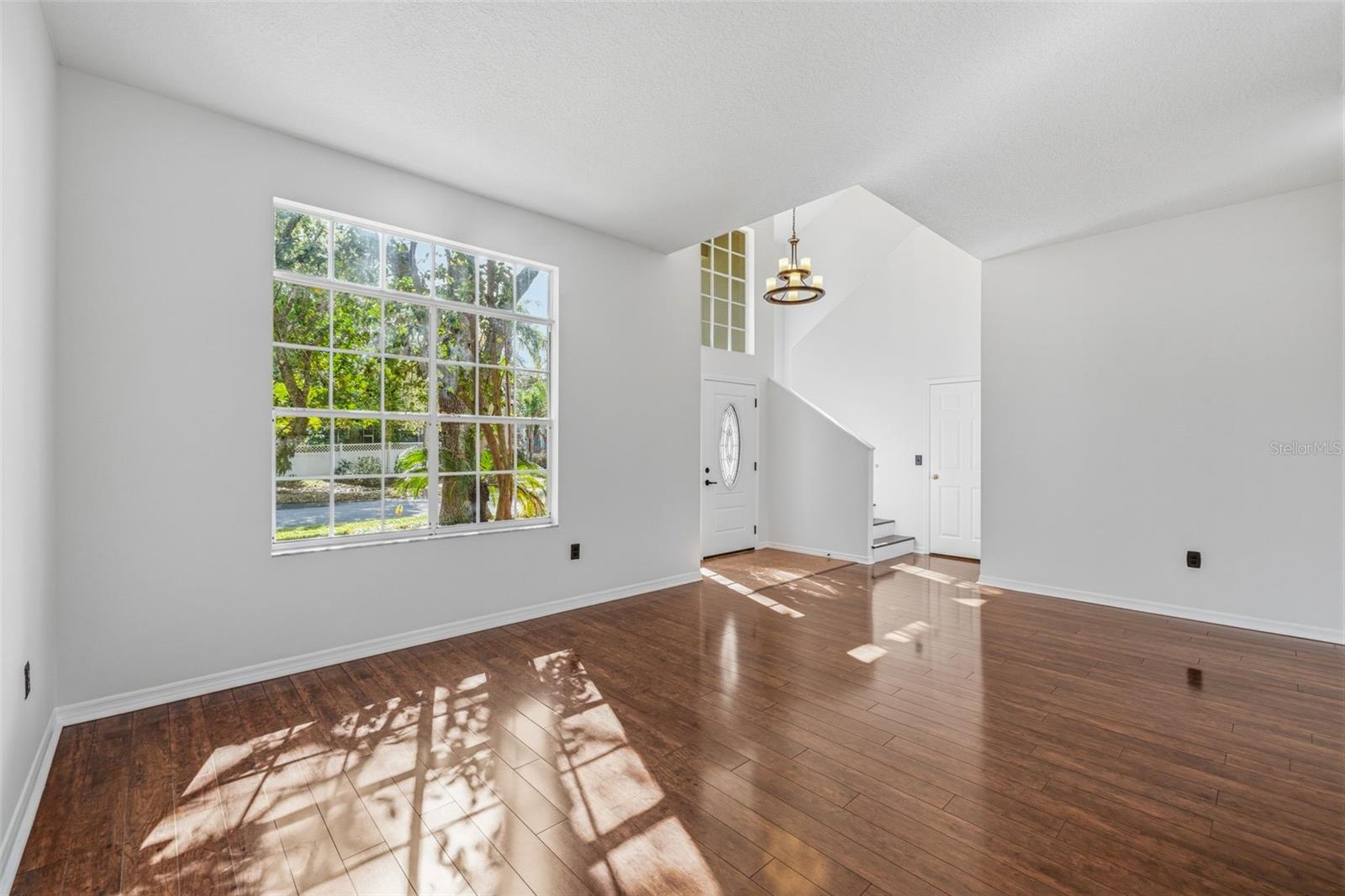 17705 Esprit Dr Property Photo 6