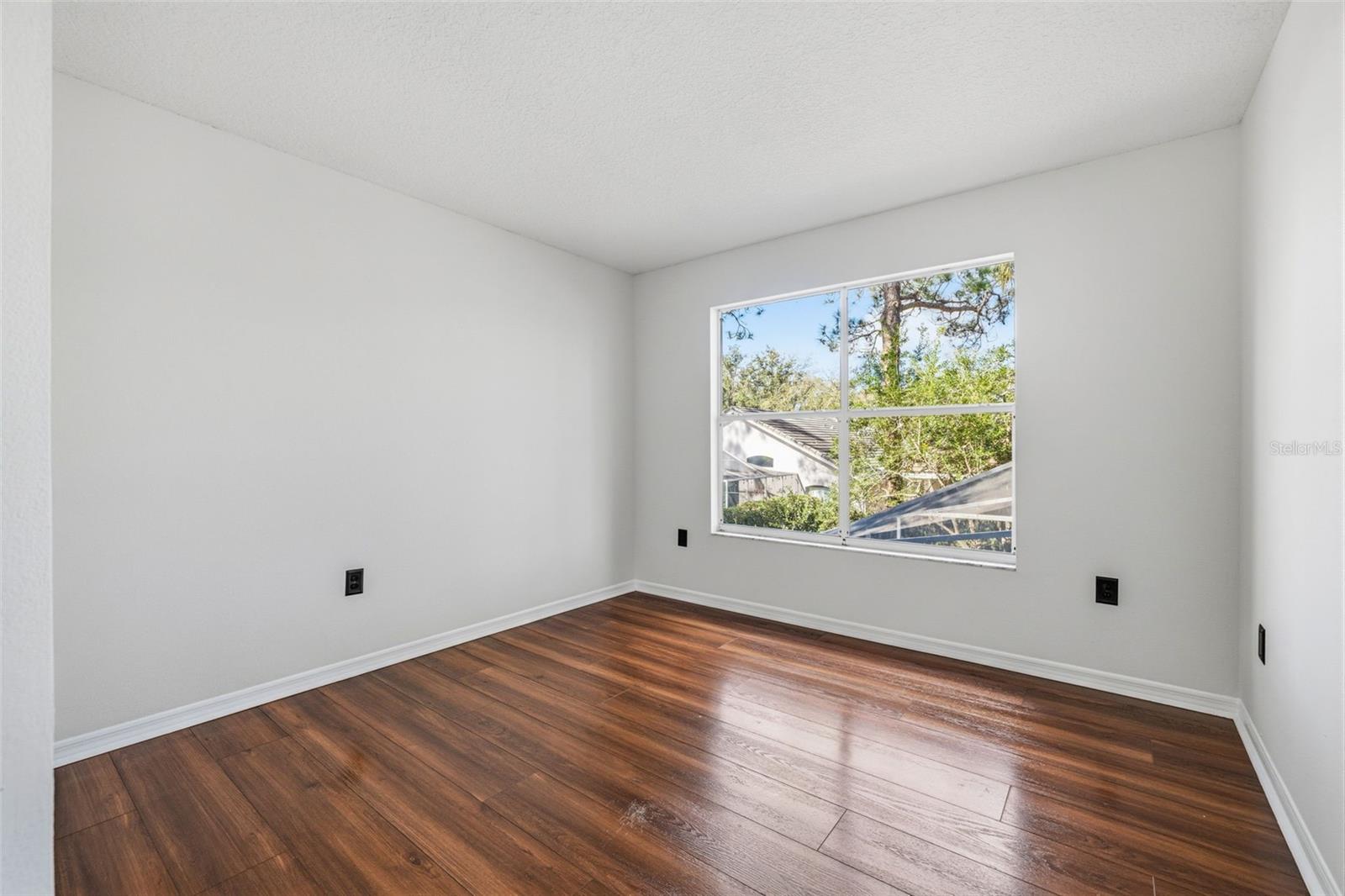 17705 Esprit Dr Property Photo 29