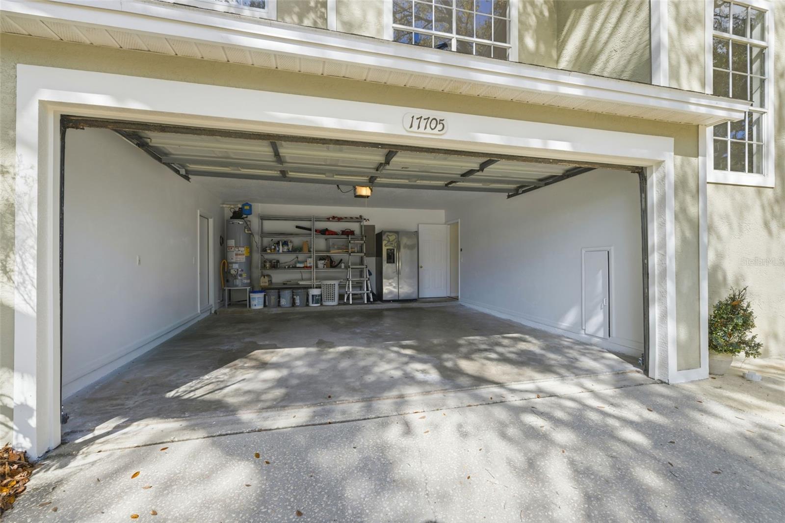17705 Esprit Dr Property Photo 32