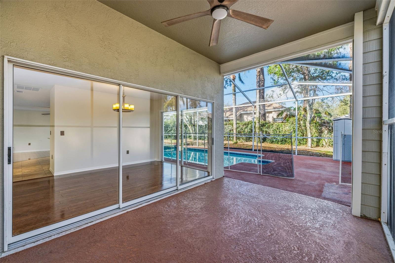 17705 Esprit Dr Property Photo 34