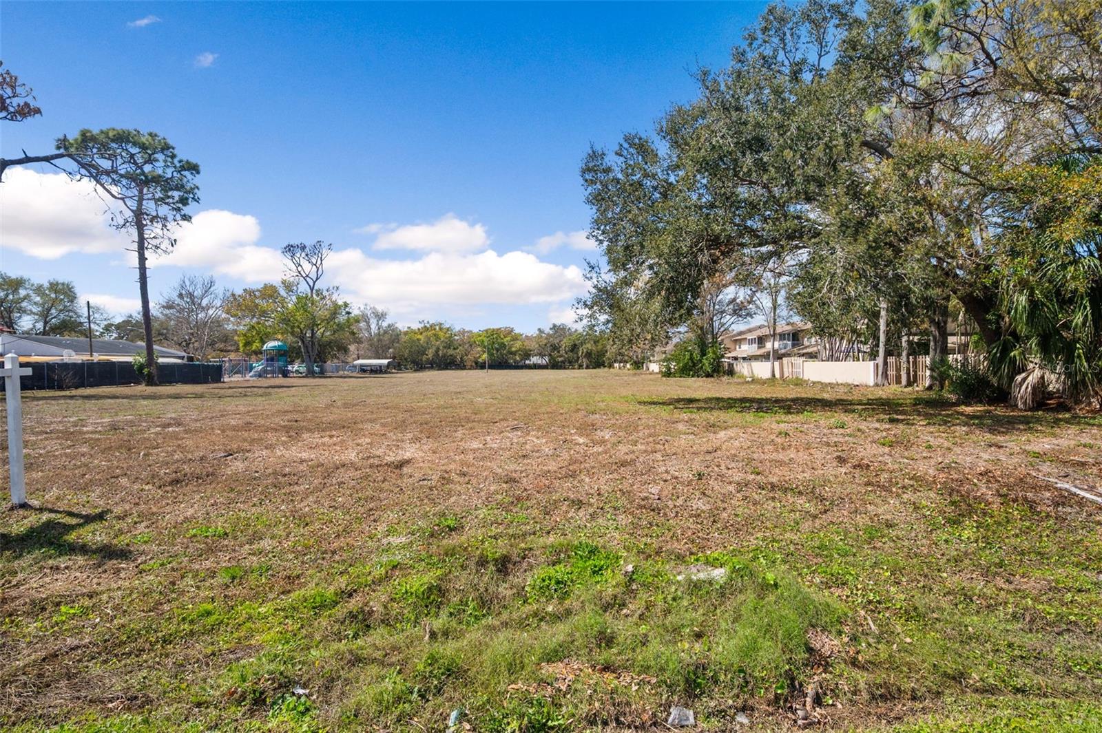 9530 Starkey Rd Property Photo 17
