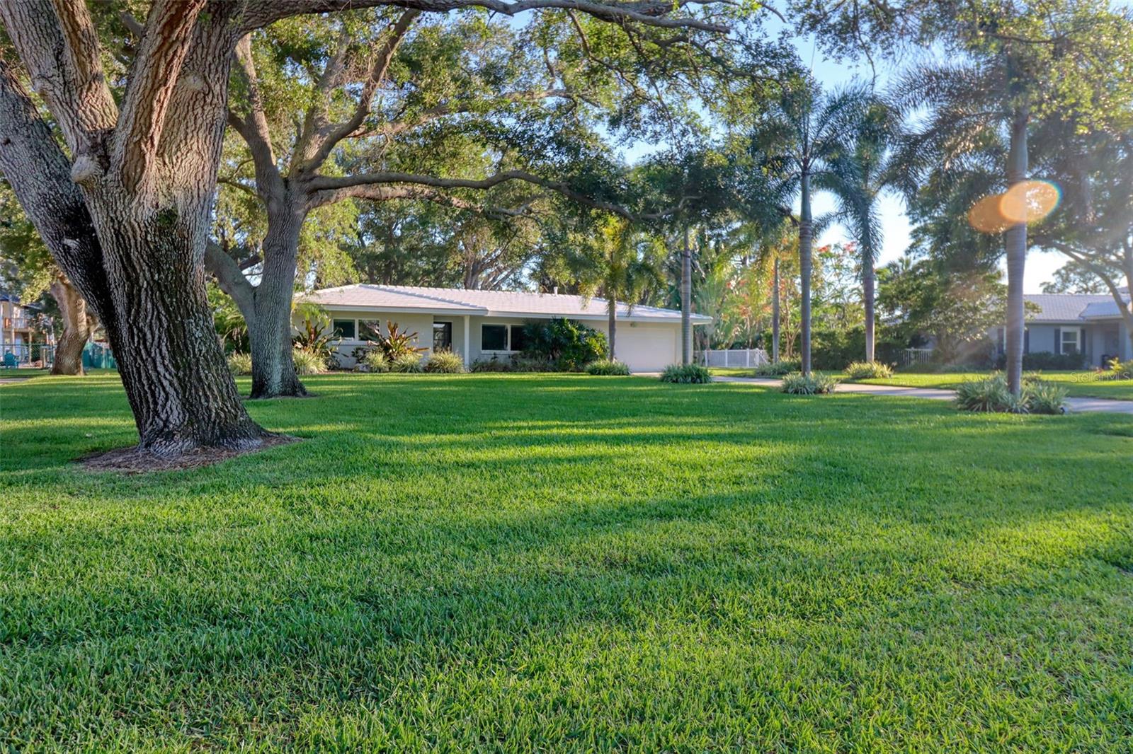 5 Shore Dr Property Photo 7