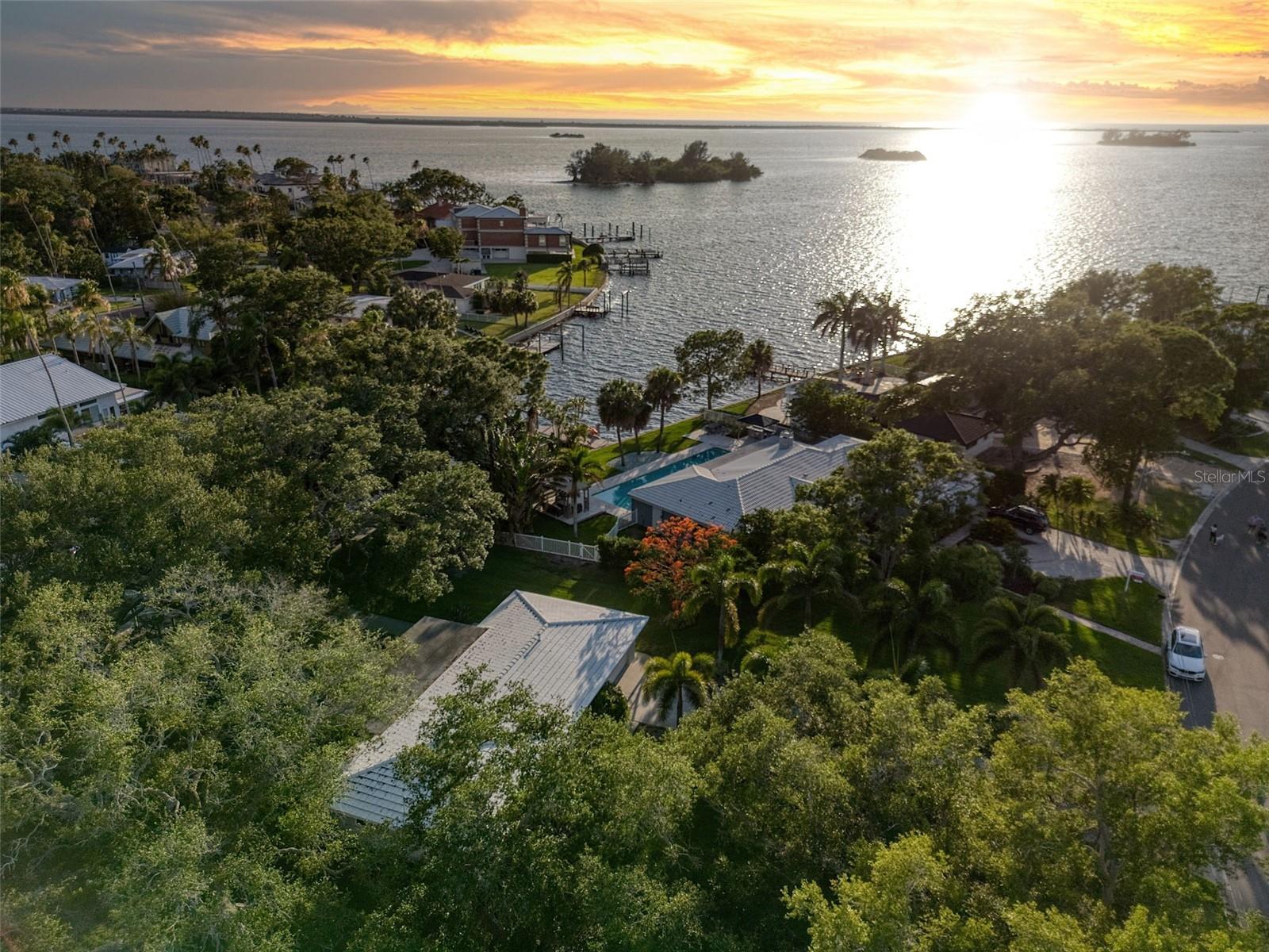 5 Shore Dr Property Photo 32