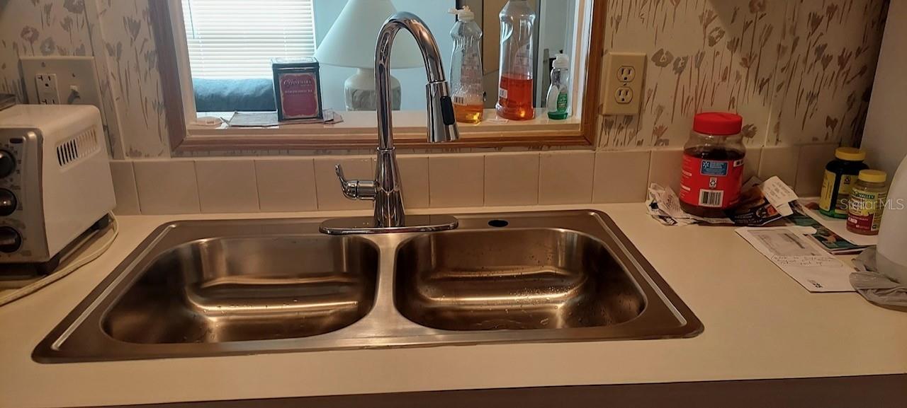 4812 Elwana Way Property Photo 5