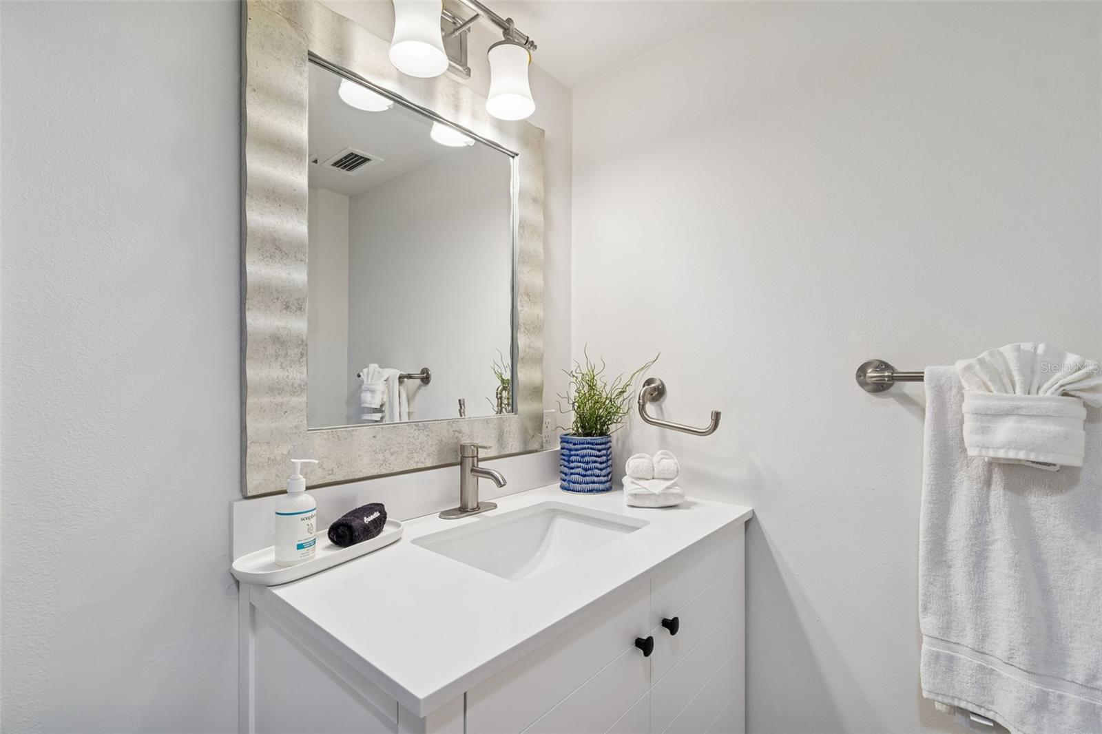 4510 Gulf Blvd #308 Property Photo 22