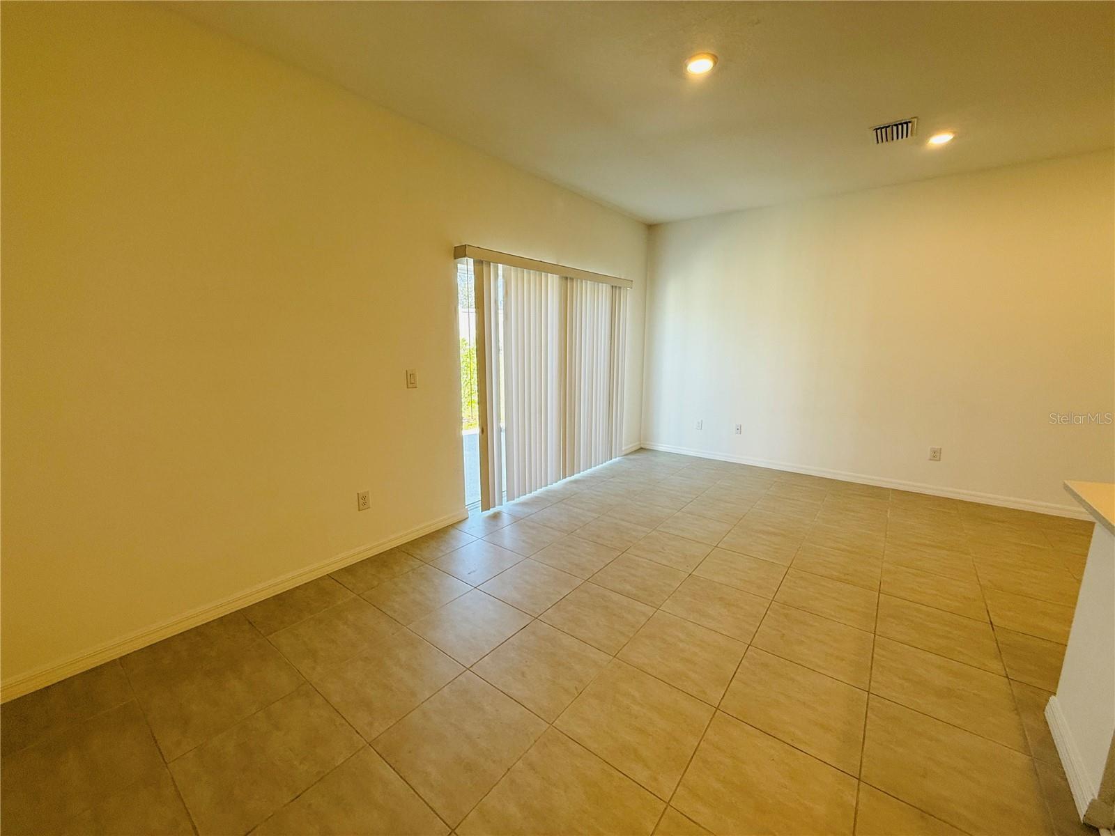 2264 Paravane Way Property Photo 6