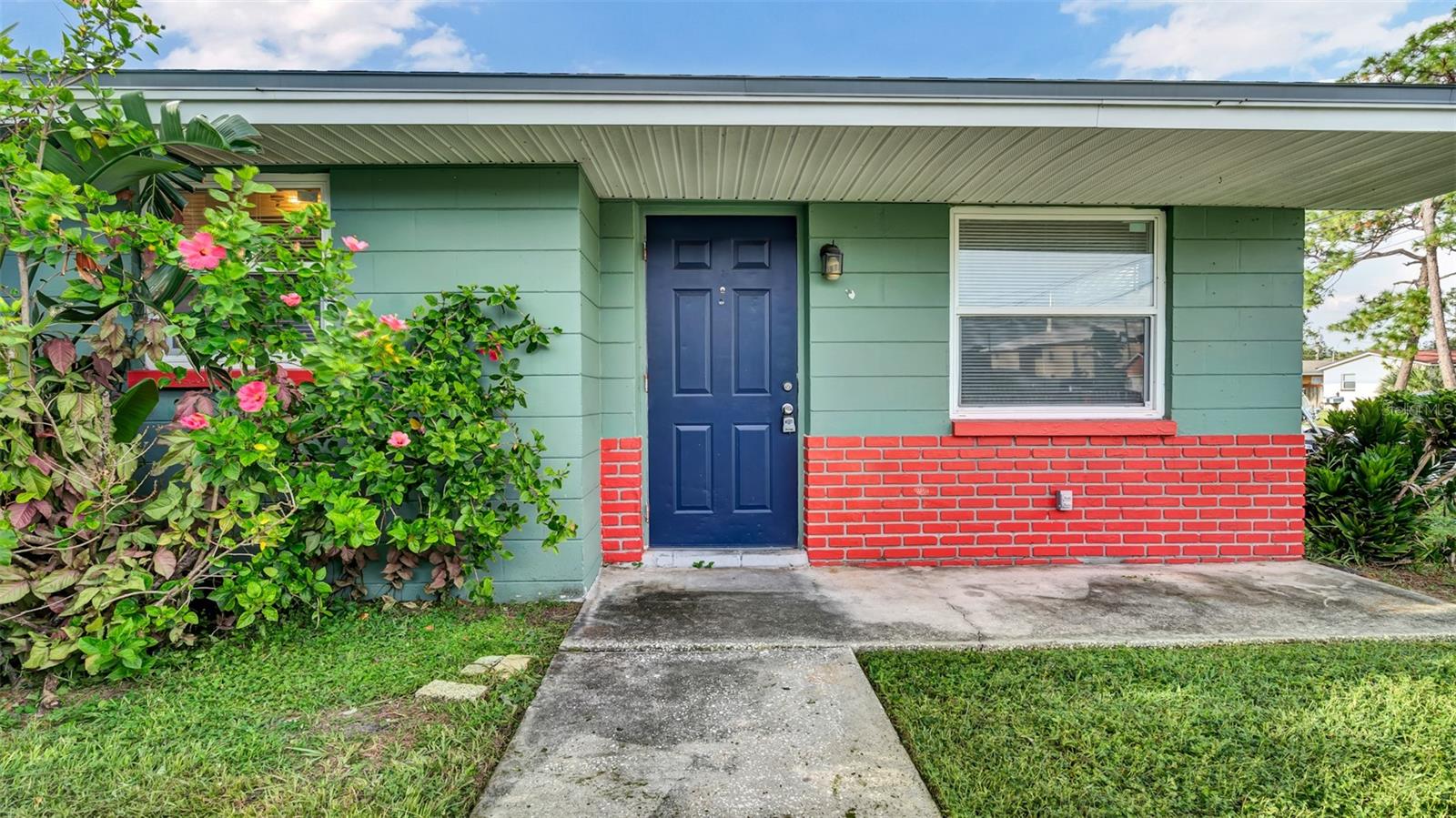 5526 59TH WAY N #1 Property Photo 1