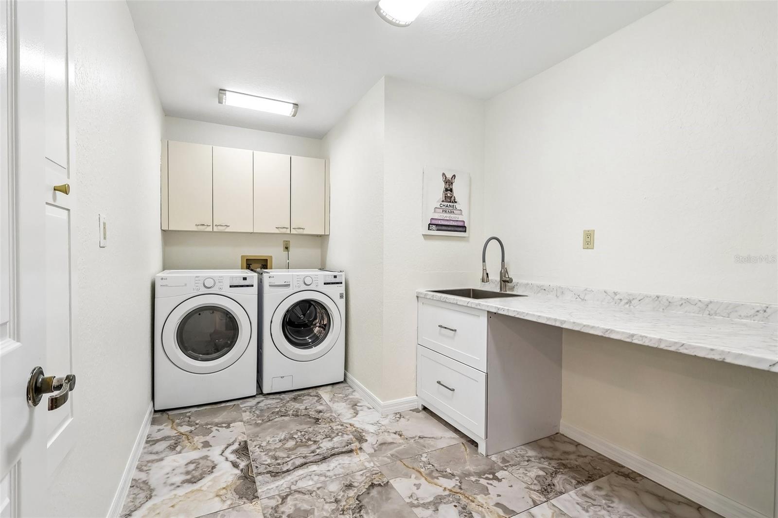 7026 Pinehaven Dr Property Photo 33
