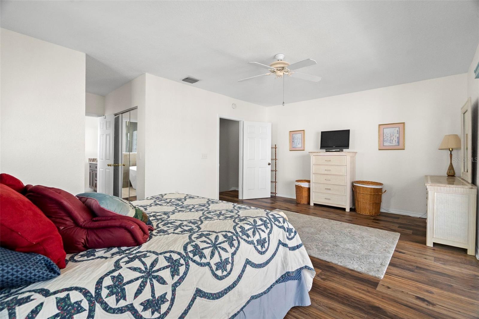 545 Pinellas Bayway S #207 Property Photo 27