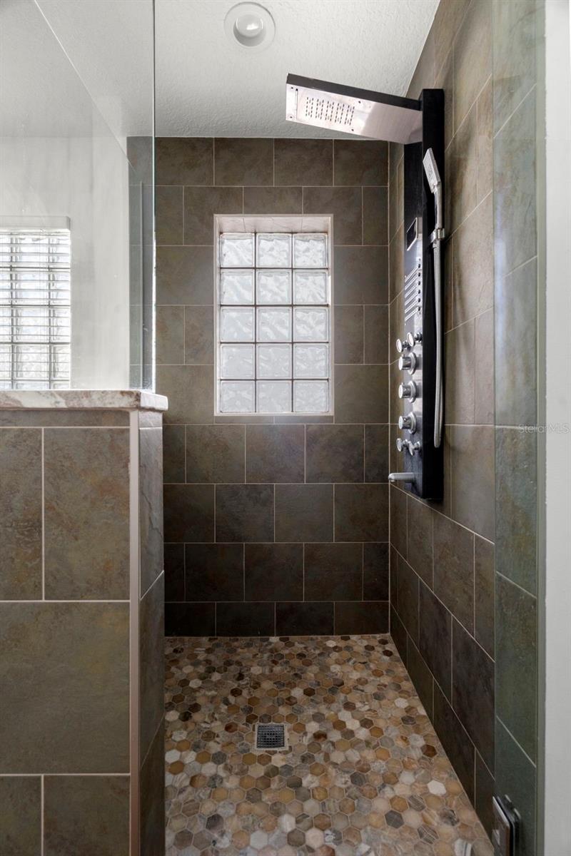 545 Pinellas Bayway S #207 Property Photo 32