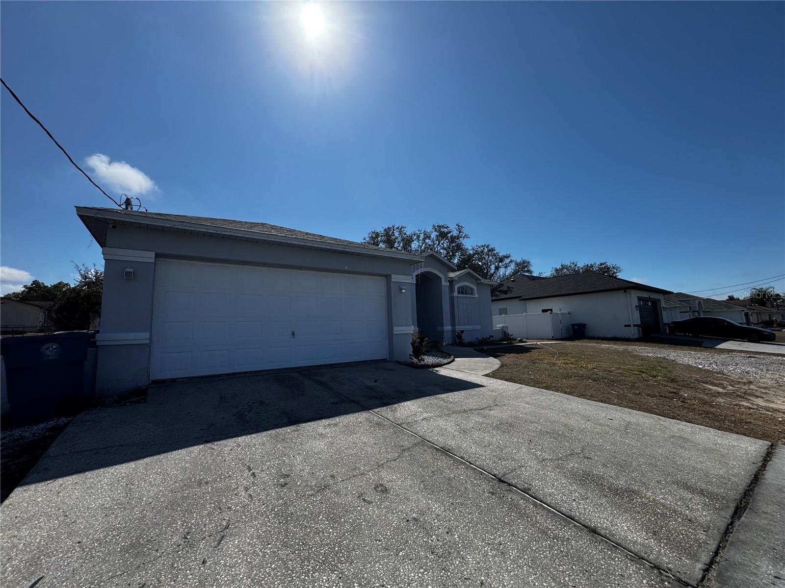10130 Spring Hill Dr Property Photo 3