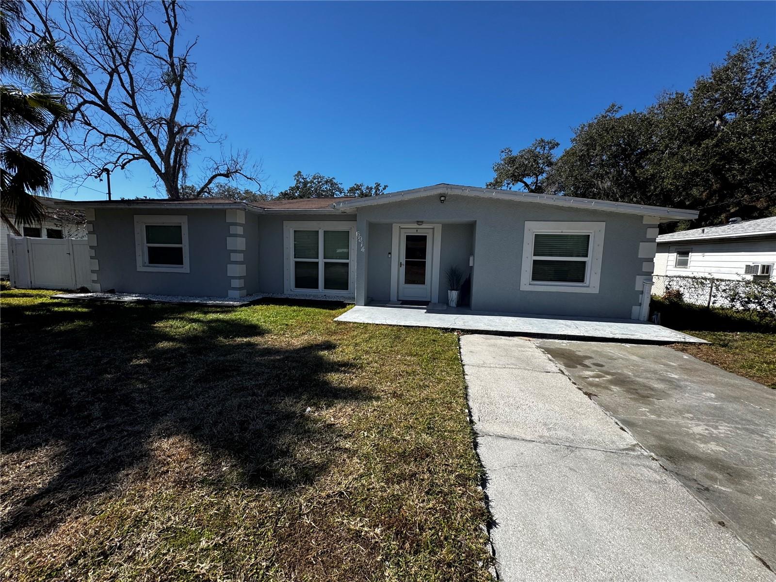 6914 N Ola Ave Property Photo 9