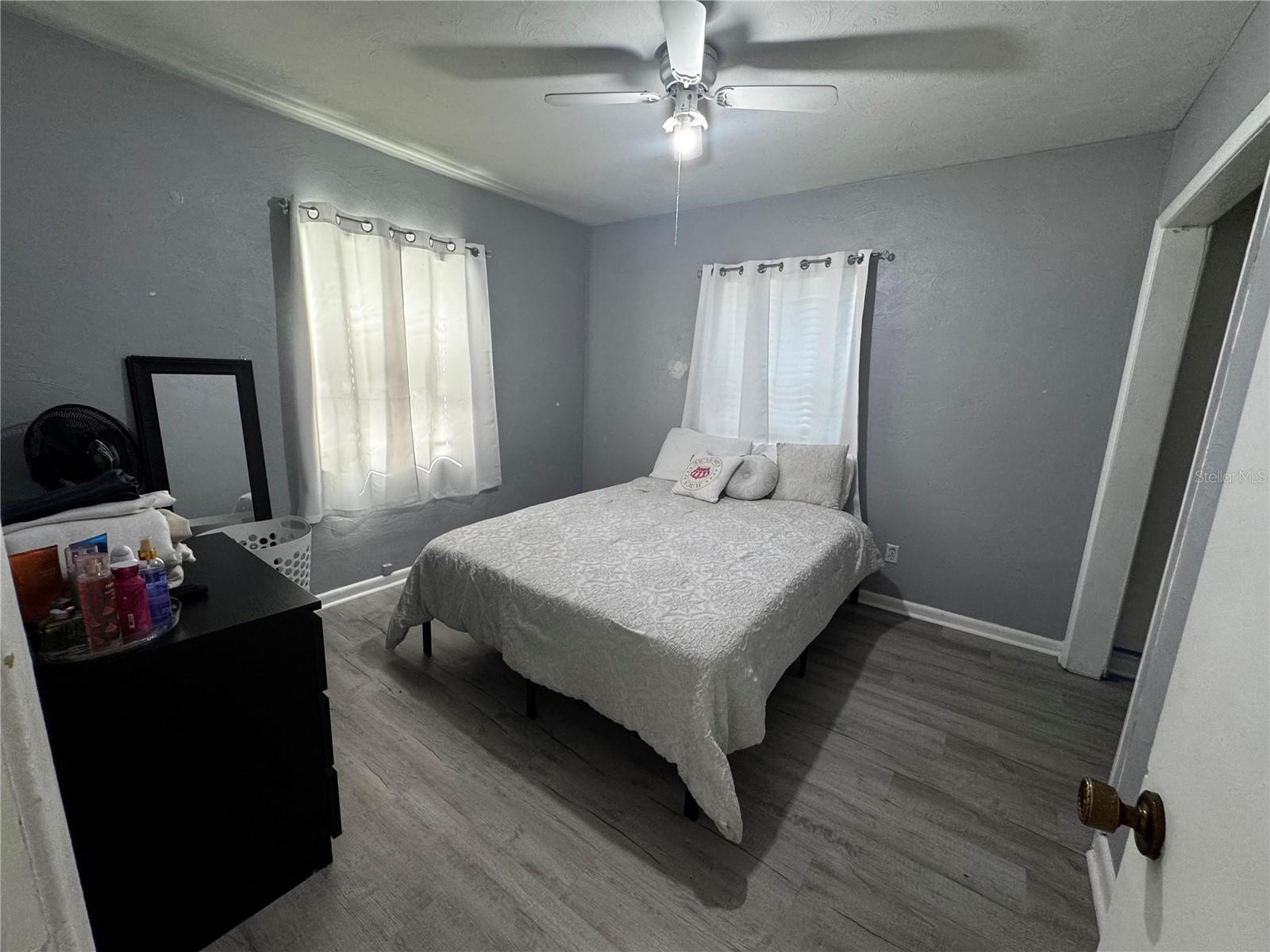 6914 N Ola Ave Property Photo 21
