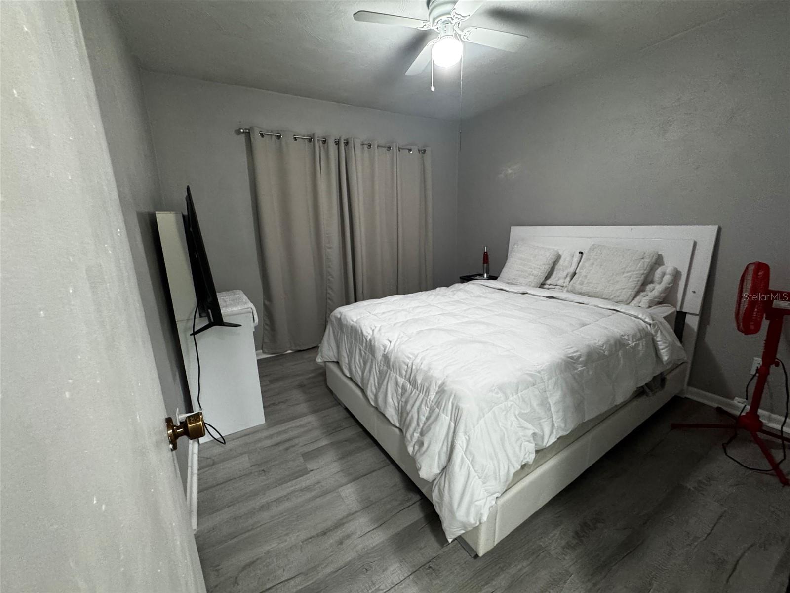 6914 N Ola Ave Property Photo 25