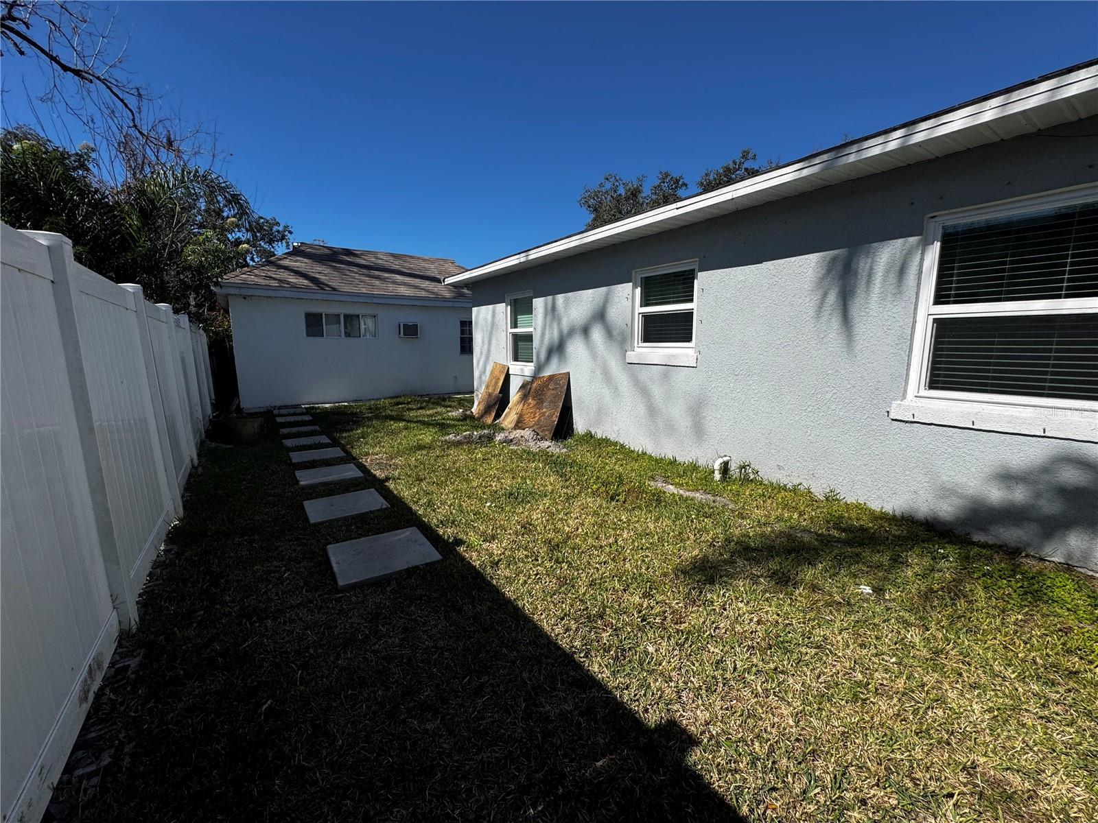 6914 N Ola Ave Property Photo 34
