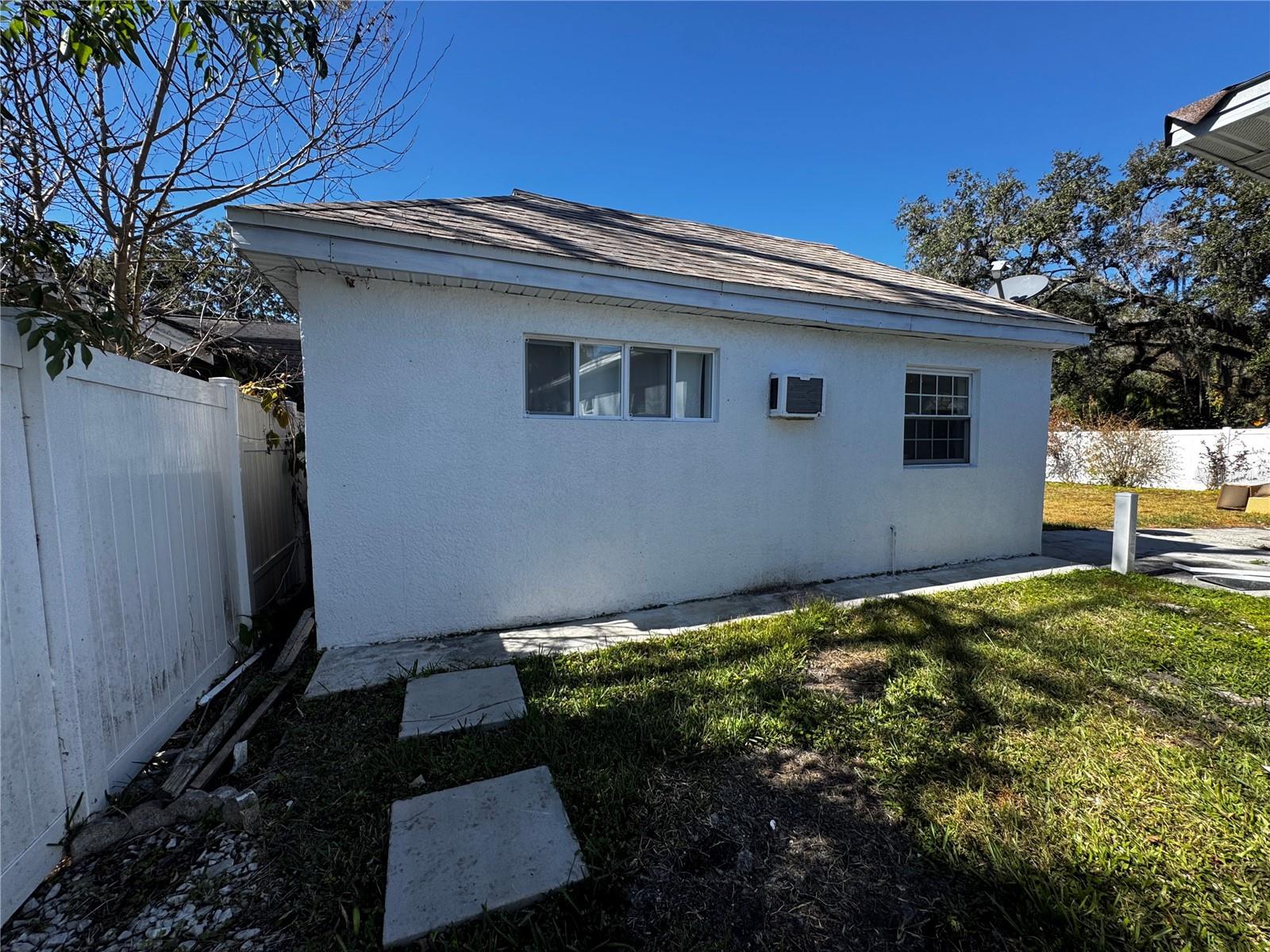 6914 N Ola Ave Property Photo 35