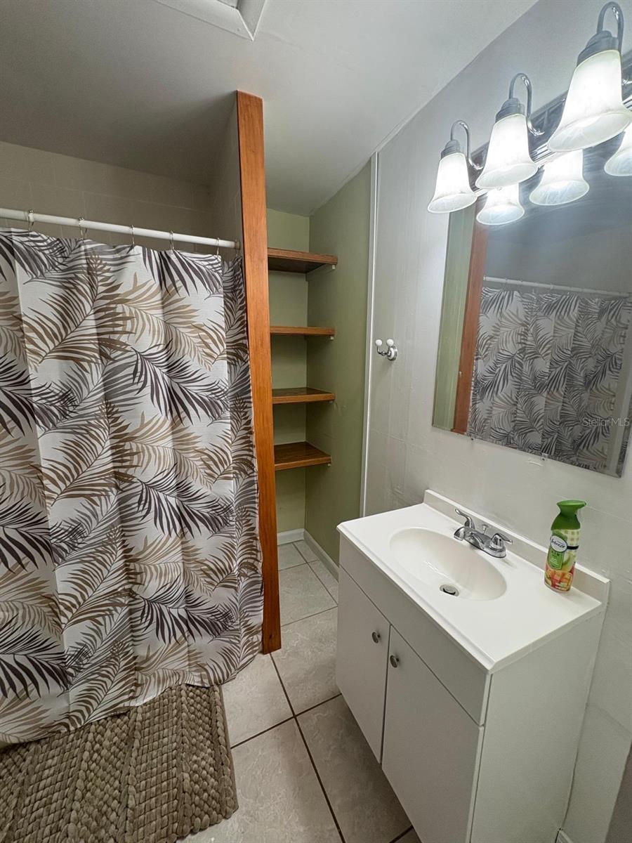 6914 N Ola Ave Property Photo 41