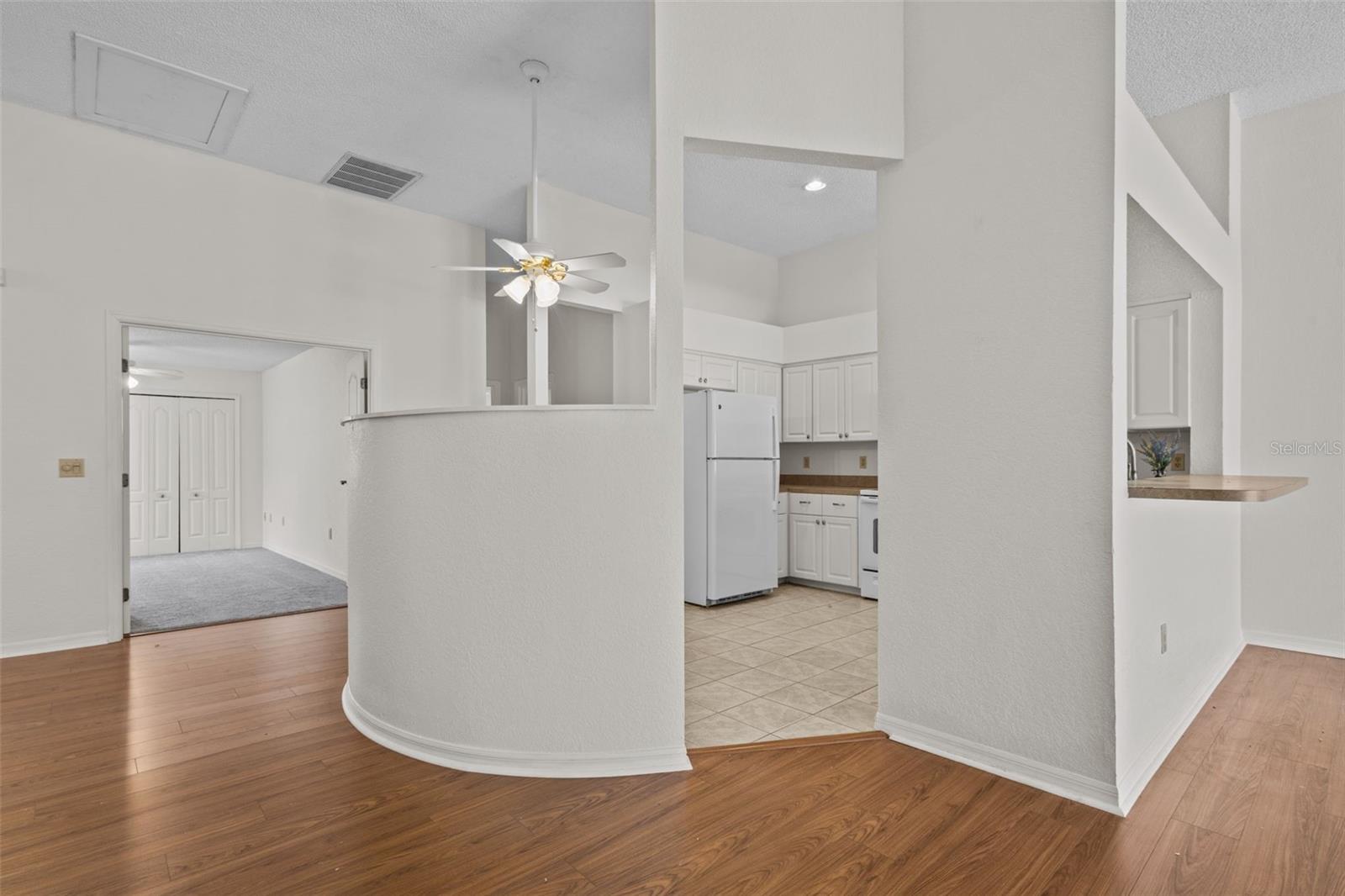 2014 Golfview Dr #2014 Property Photo 13