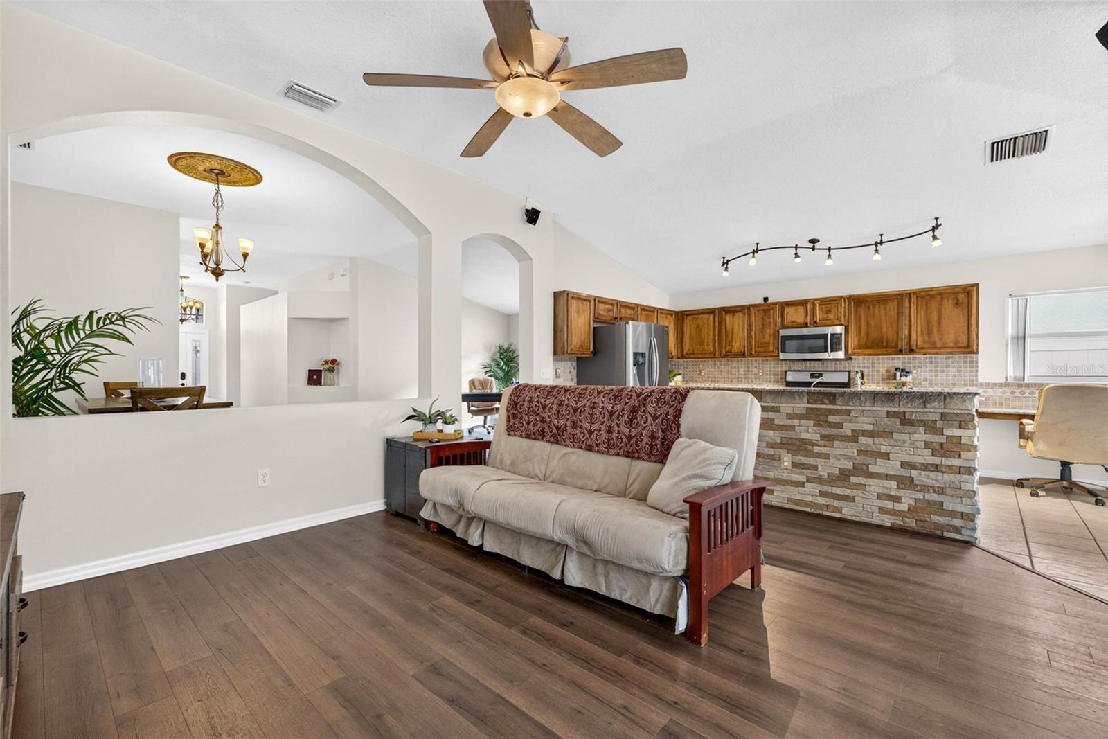 29454 Crossland Dr Property Photo 25