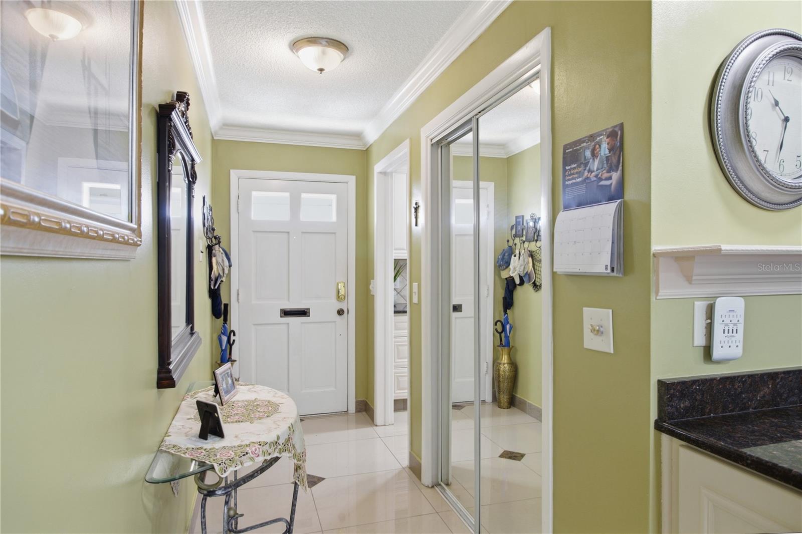 1636 S Lake Ave #1 Property Photo 5