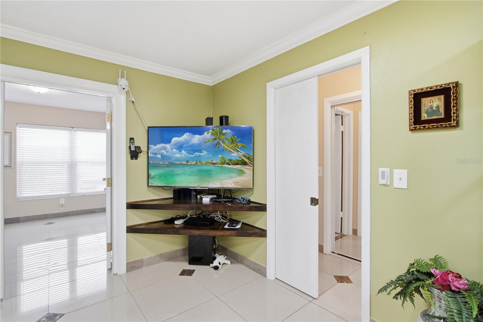 1636 S Lake Ave #1 Property Photo 16