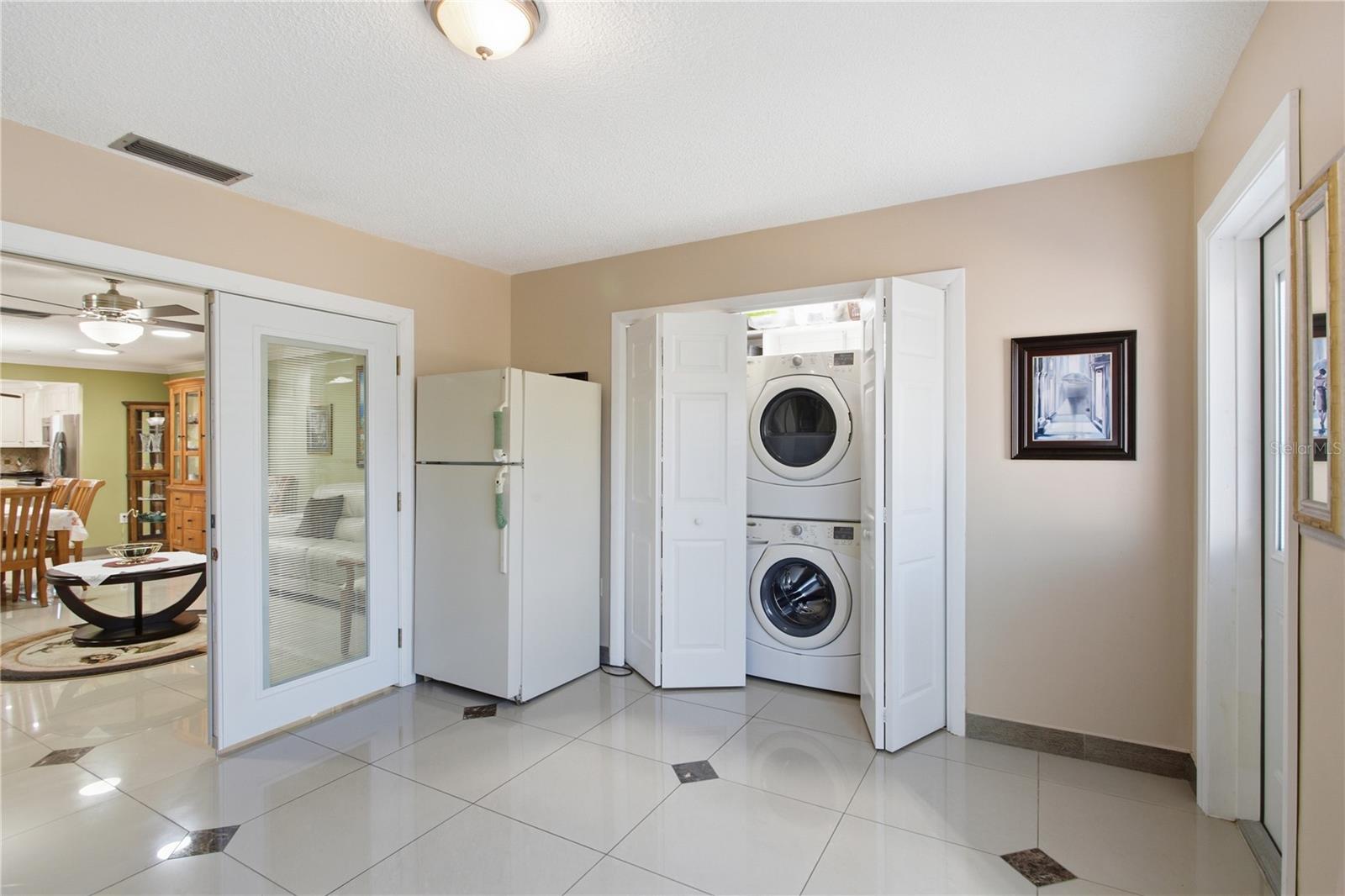 1636 S Lake Ave #1 Property Photo 20