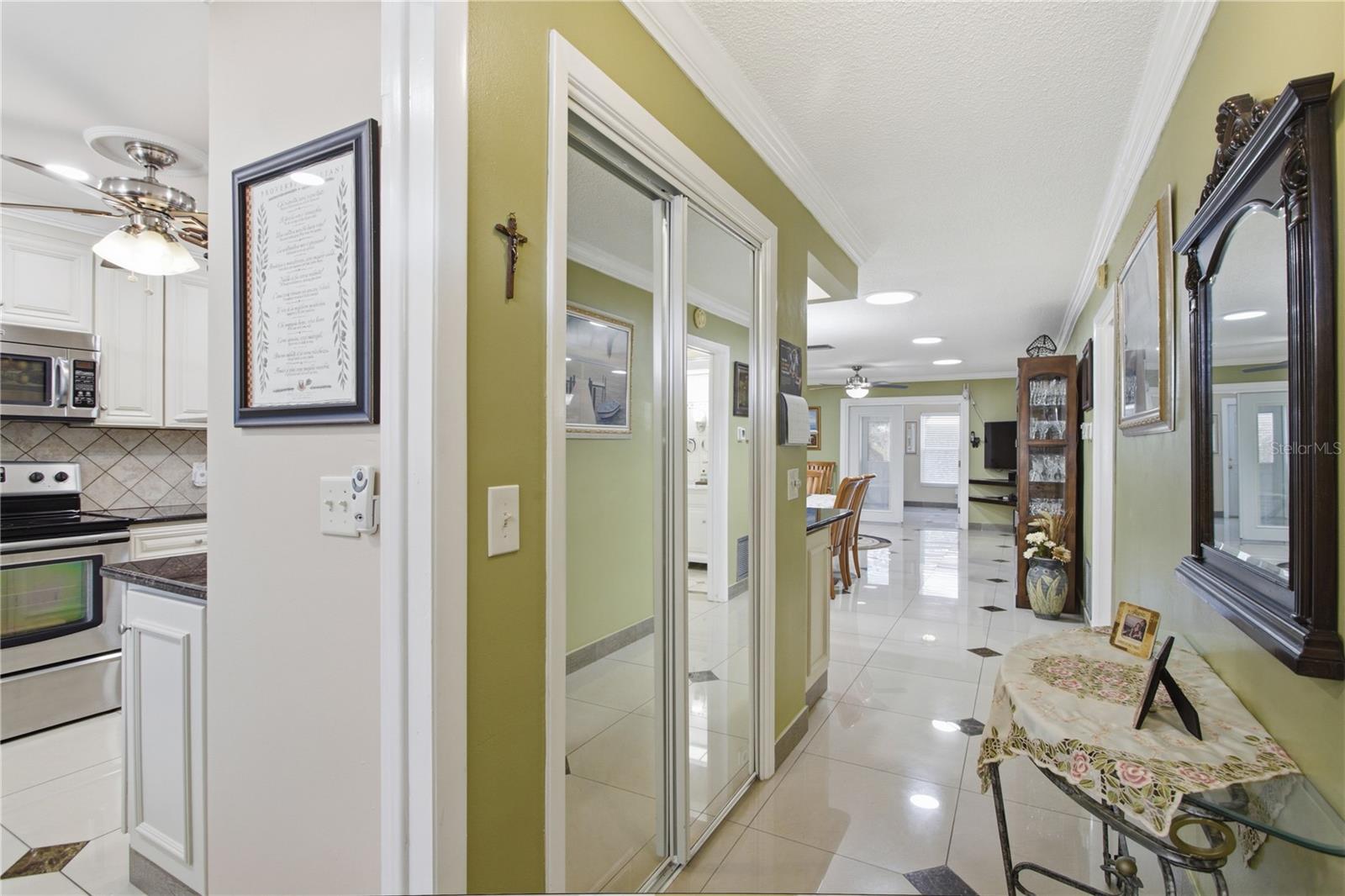 1636 S Lake Ave #1 Property Photo 37