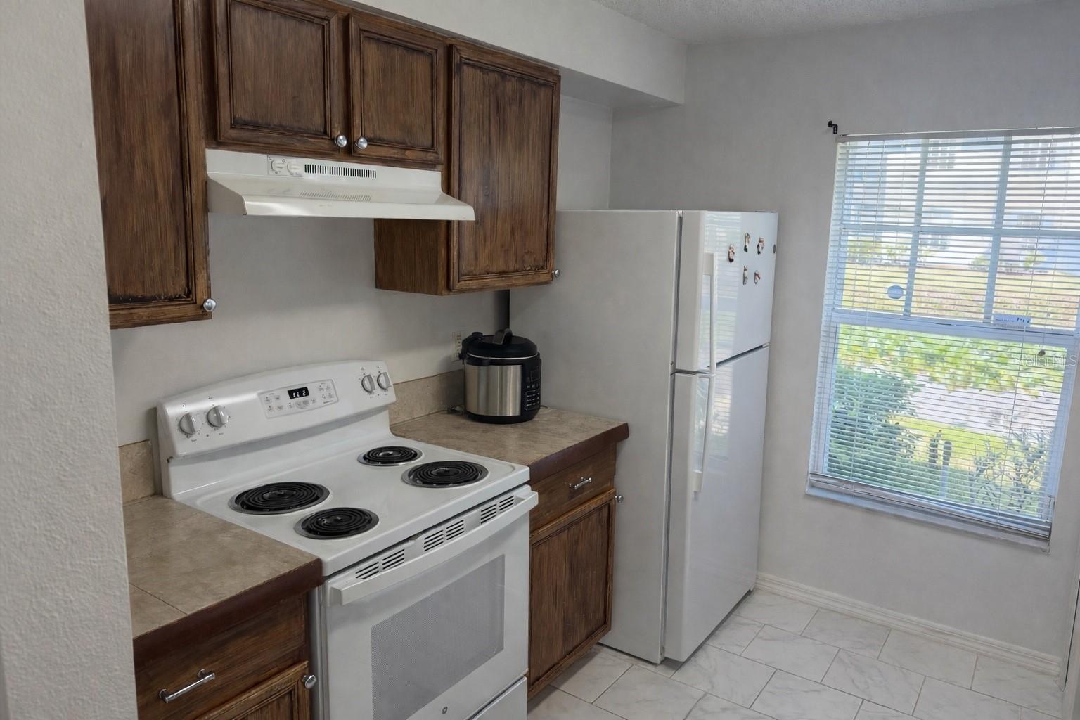 7135 Waterside Dr Property Photo 3