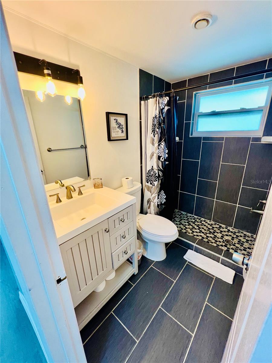 3405 Wilson Dr Property Photo 22