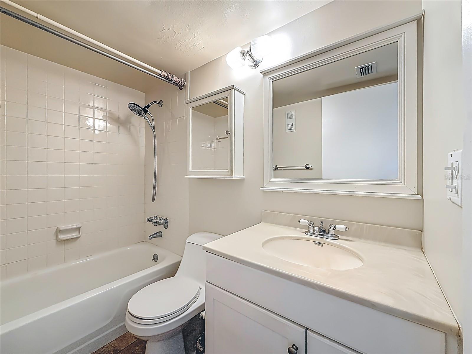 7401 Bay Island Dr S #232 Property Photo 15