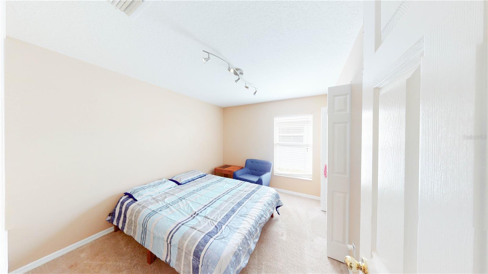 1103 Mallory Point Dr Property Photo 6