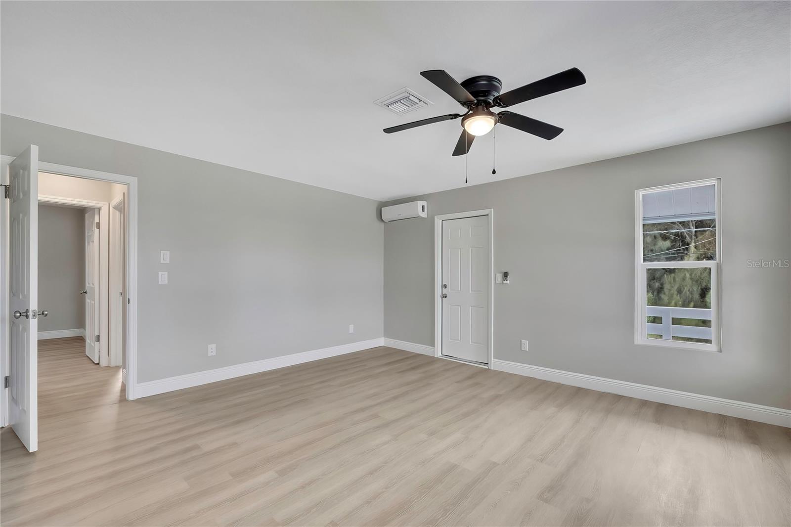 6703 Seaview Blvd Property Photo 21