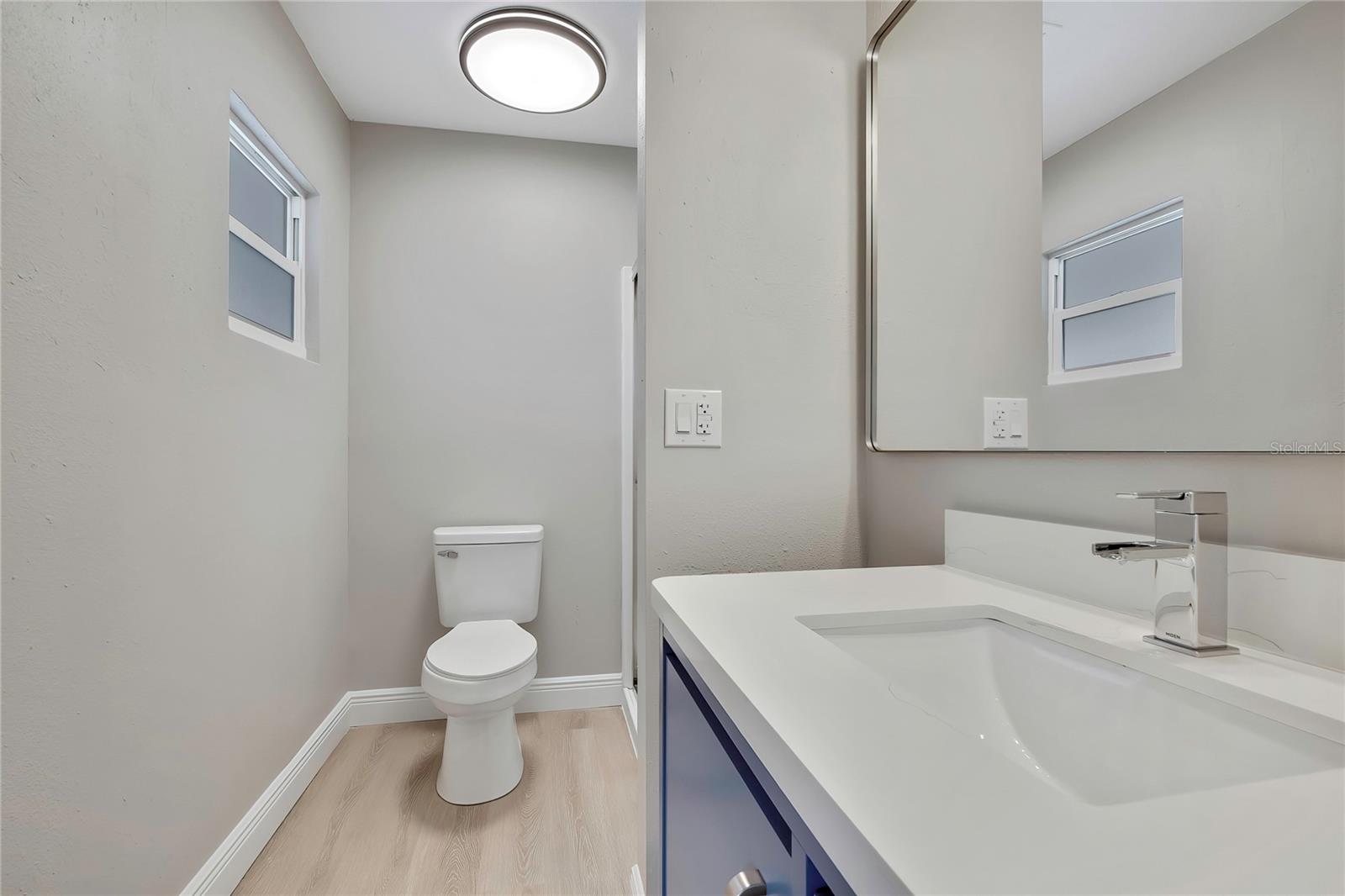 6703 Seaview Blvd Property Photo 23