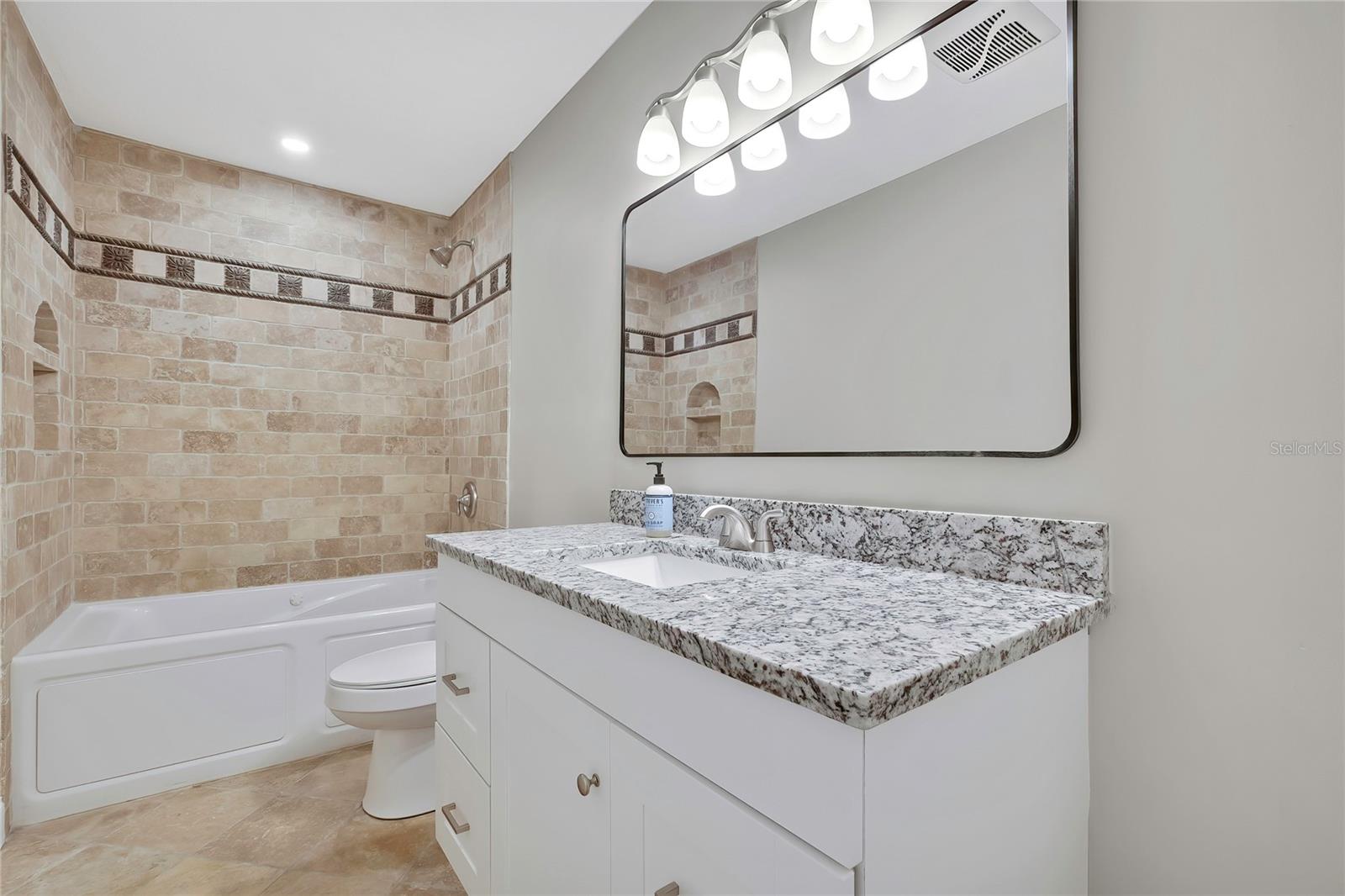 6703 Seaview Blvd Property Photo 30