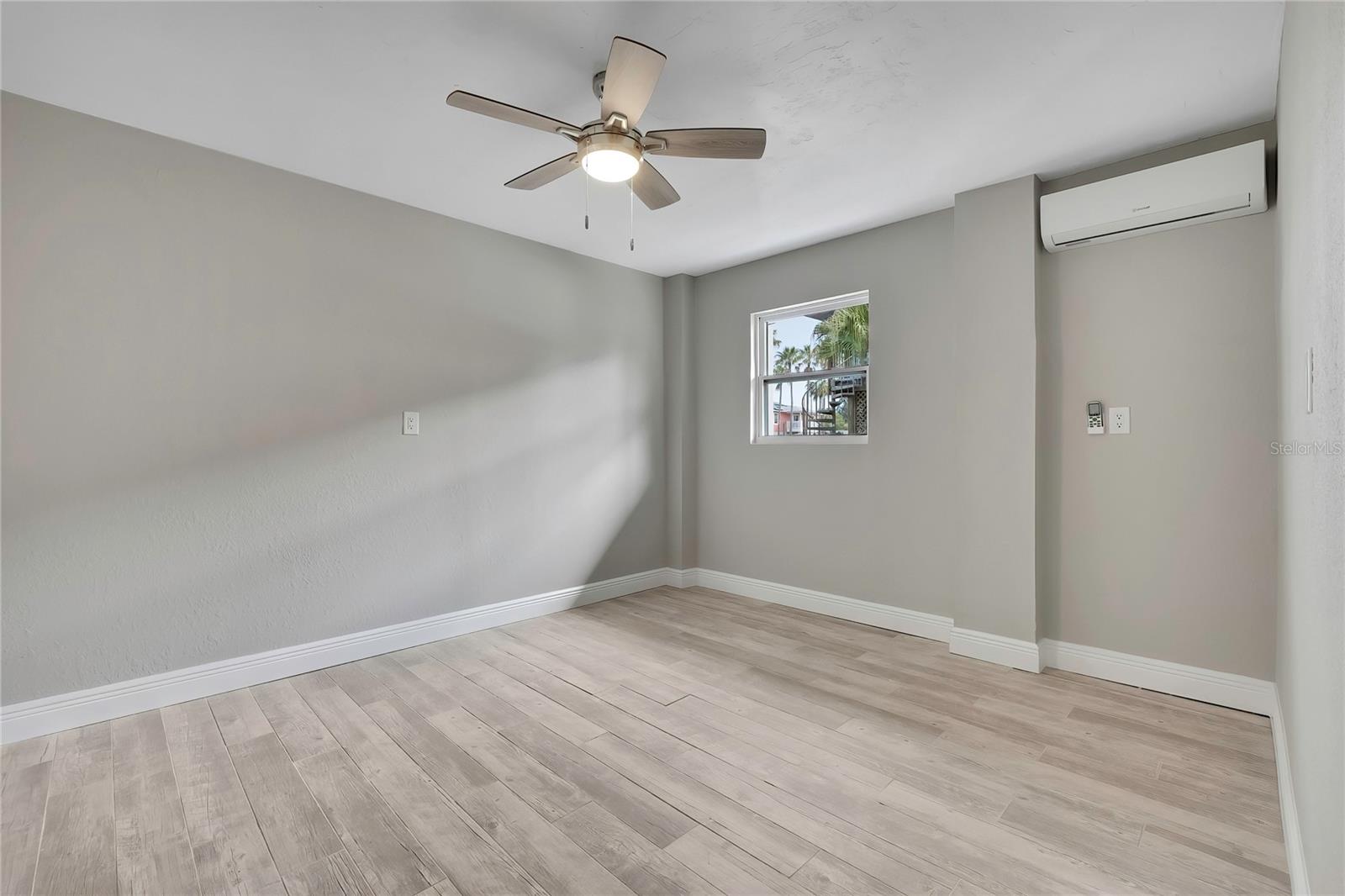 6703 Seaview Blvd Property Photo 62