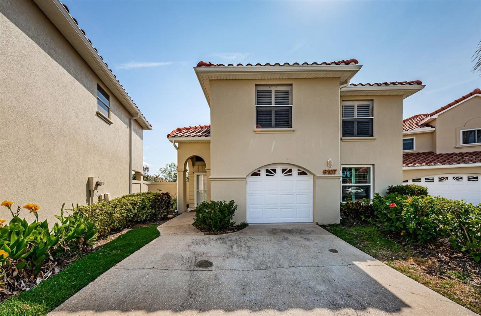 6107 Mirada Cir Property Photo 1