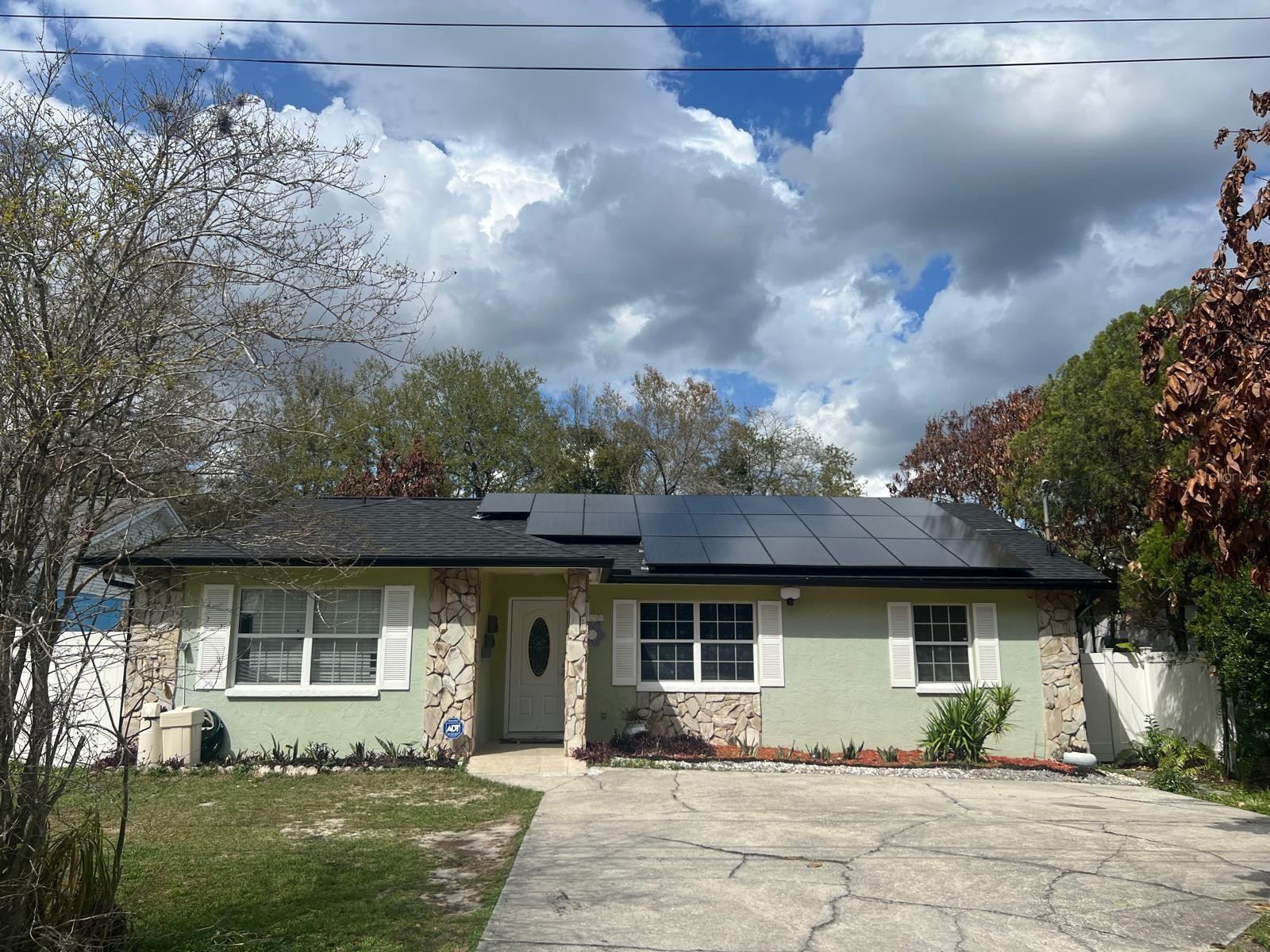 4912 E Serena Dr Property Photo 1