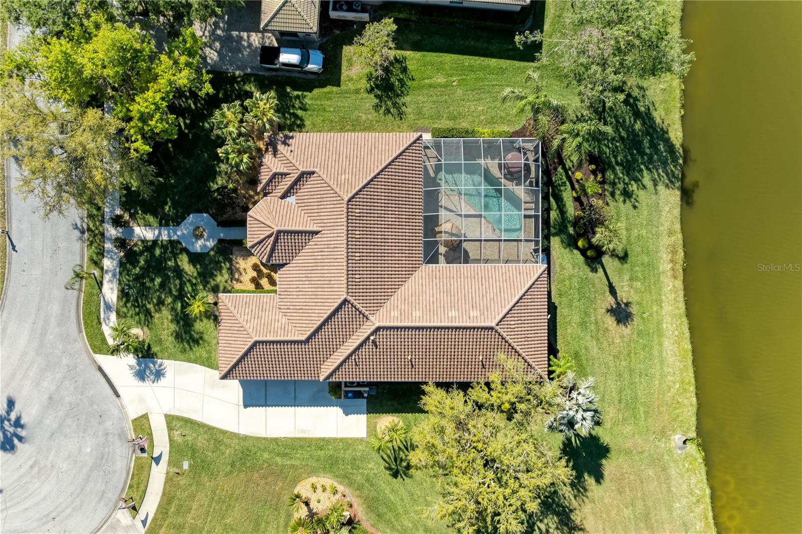 8315 Eagle Xing Property Photo 3