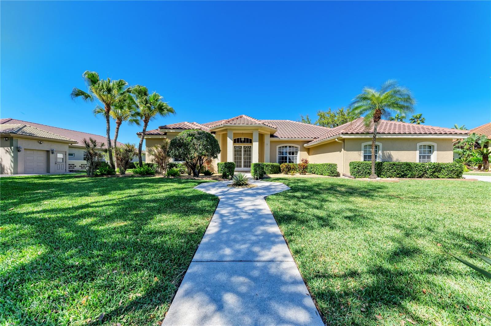 8315 Eagle Xing Property Photo 5