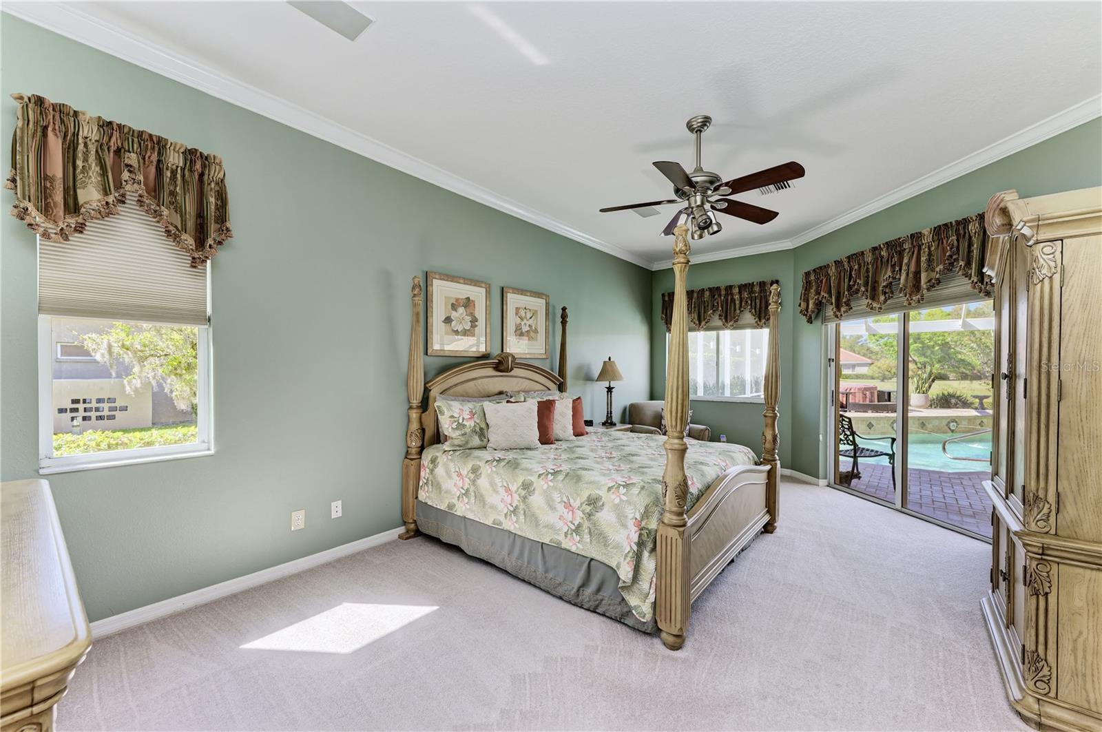 8315 Eagle Xing Property Photo 10