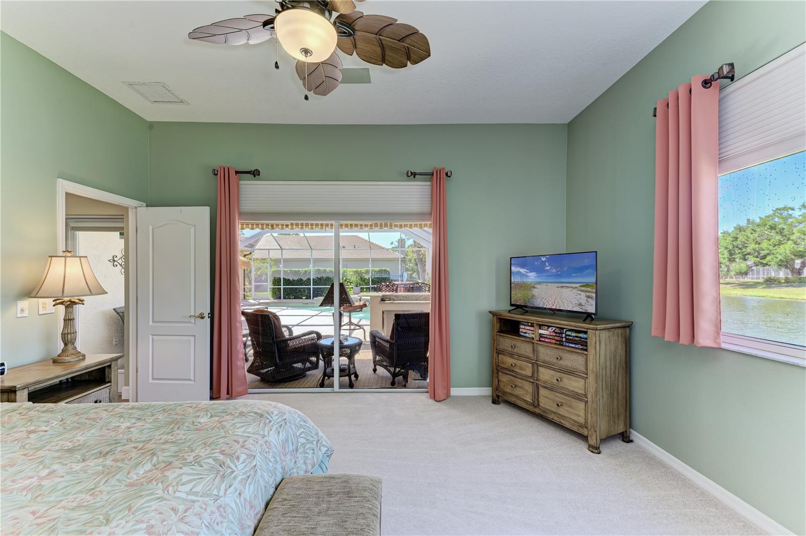 8315 Eagle Xing Property Photo 12
