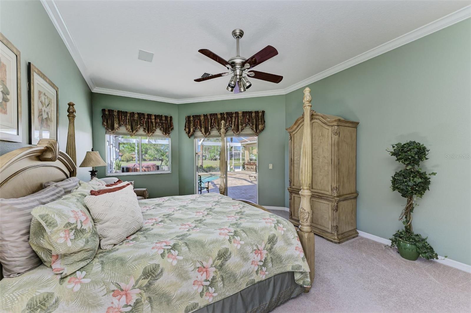 8315 Eagle Xing Property Photo 30