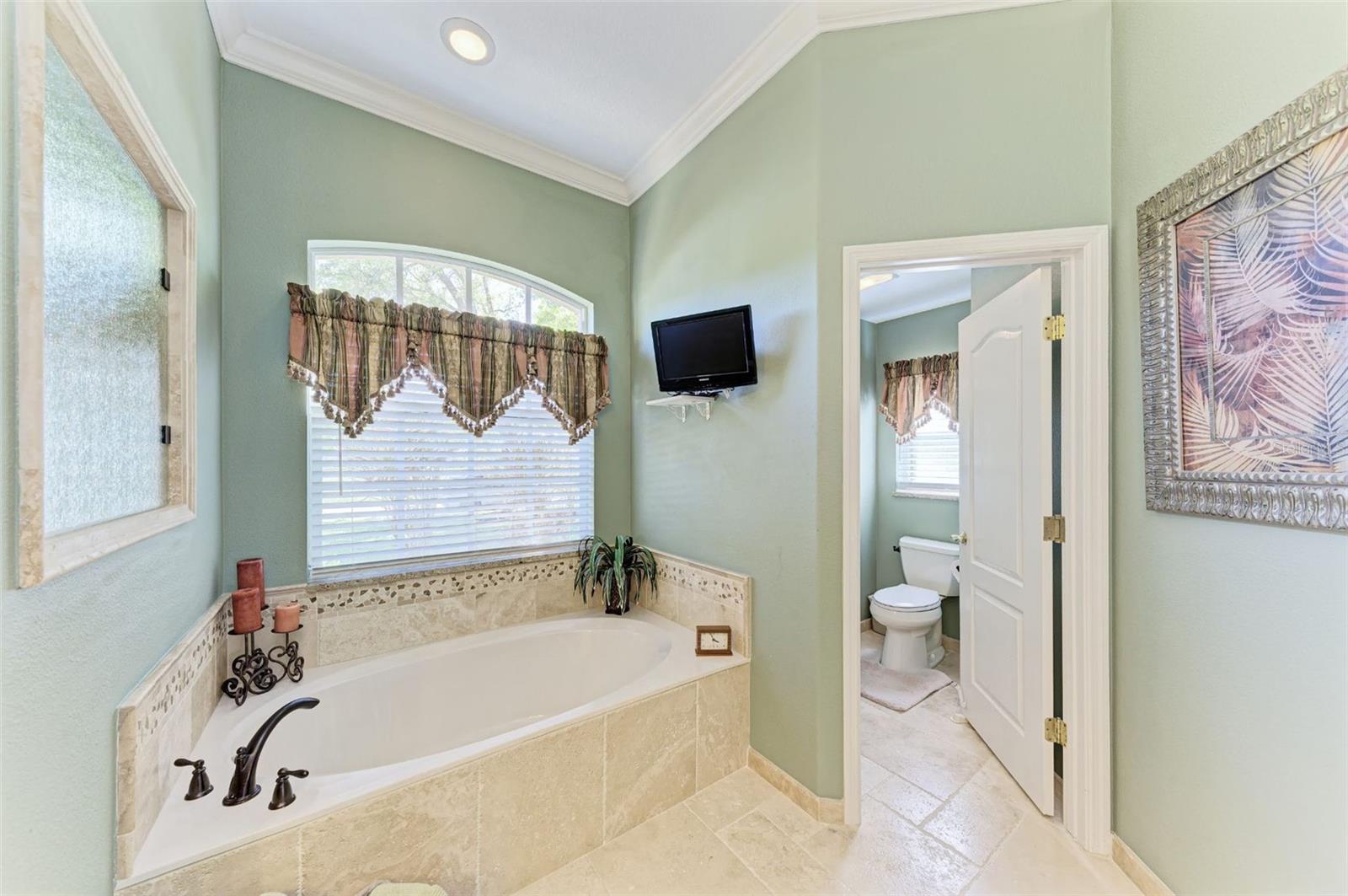 8315 Eagle Xing Property Photo 38
