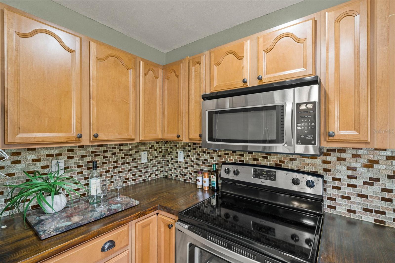 816 W Idlewild Ave Property Photo 9